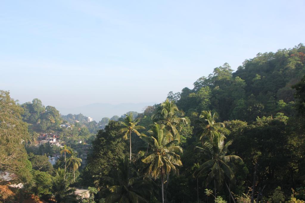 Bed and Breakfast Camarin Residencia Kandy Exterior foto