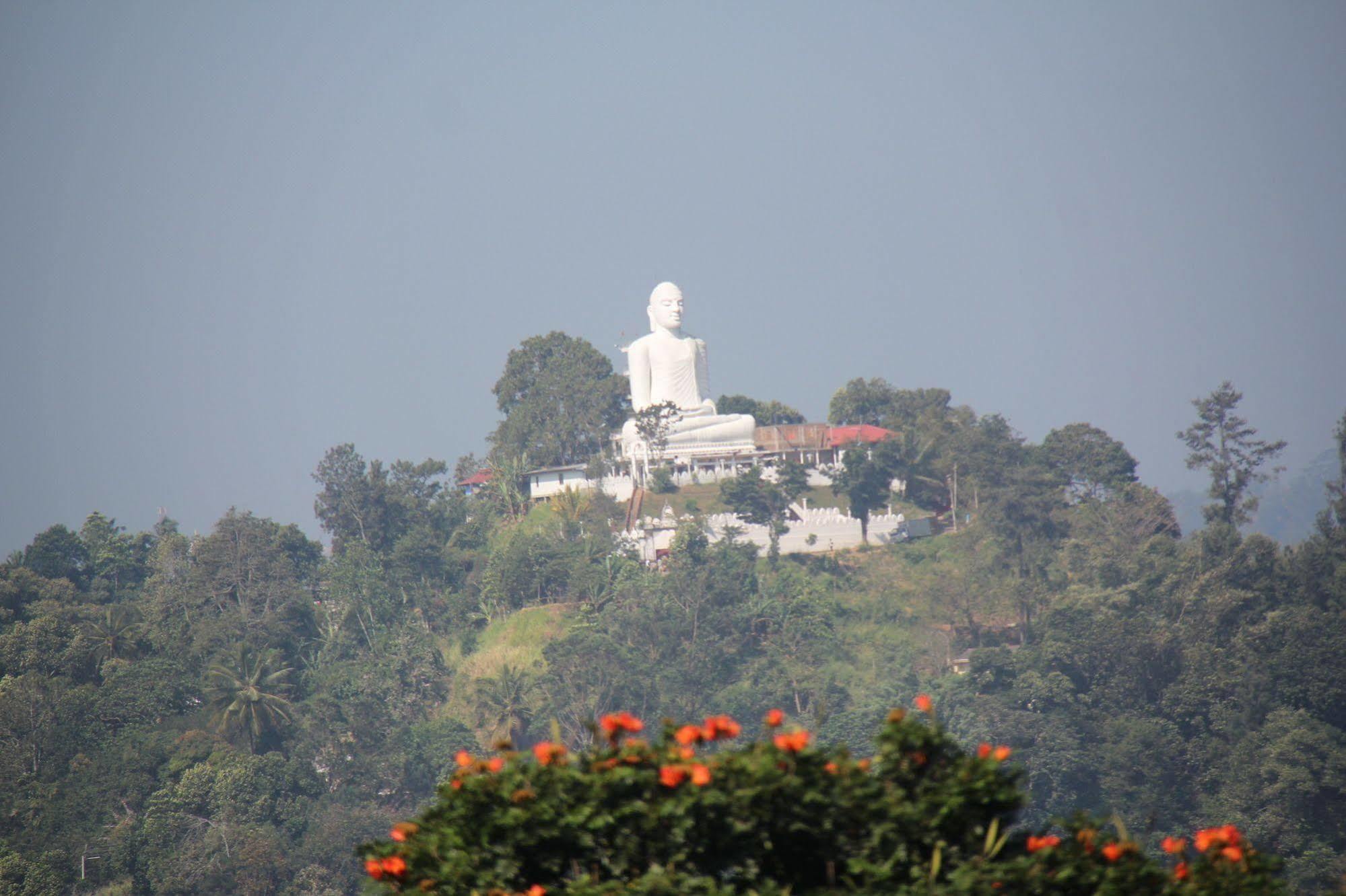 Bed and Breakfast Camarin Residencia Kandy Exterior foto
